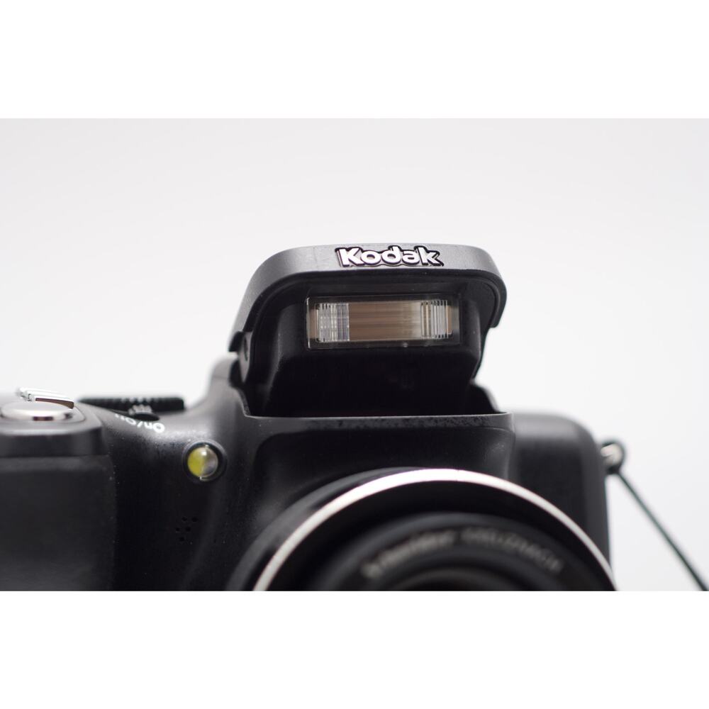 Kodak EasyShare Z1012 IS Digital Camera | CCD | Tested - Picture 3 of 9